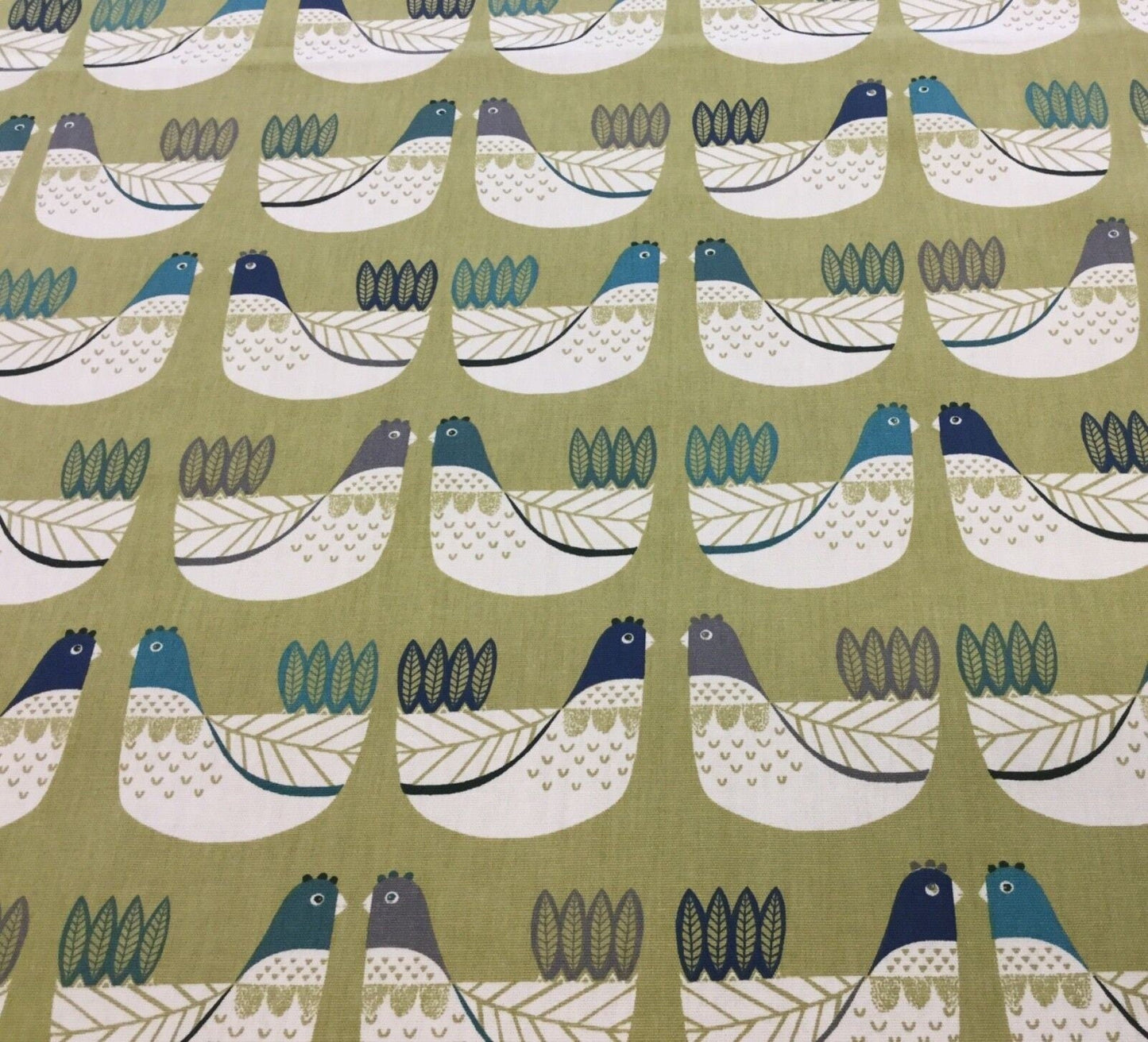 Hens Tablecloth , Cluck Cluck Hens Tablecloth , Chicken Tablecloth , Easter Tablecloth , Tablecloth UK - CushionCoverAndDecor