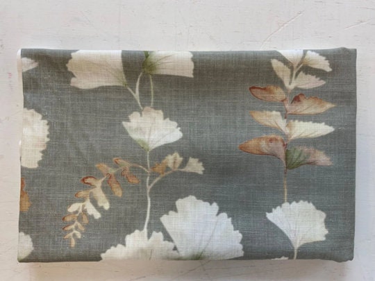 Round Eucalyptus Tablecloth , Sage Green Tablecloth , Leaf Tablecloth , Round Tablecloth , Square Tablecloth , Cotton Tablecloth