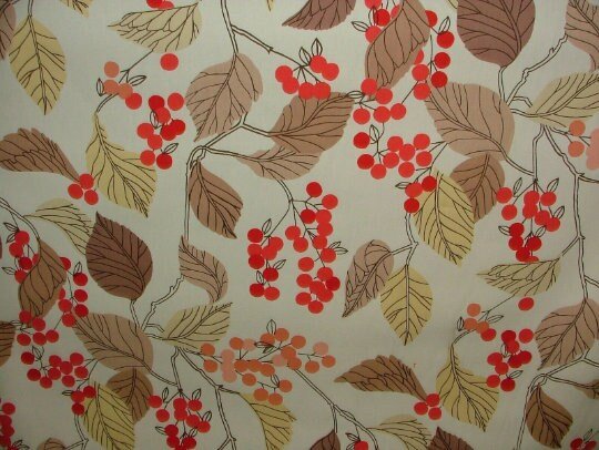 Red Berry Leaf Christmas Tea Towel - CushionCoverAndDecor