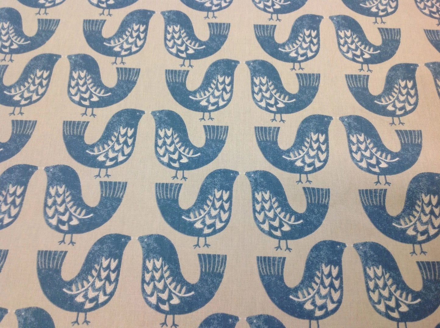 Tischläufer ILiv Capri Blau Beige Scandi Birds 36" 48" 54" 60" 64" 72" 84" 96" 104" Design Leinen 100% Baumwolle