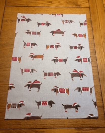 Christmas Dachshund Sausage Dog Tea Towels , Kitchen Towels . - CushionCoverAndDecor