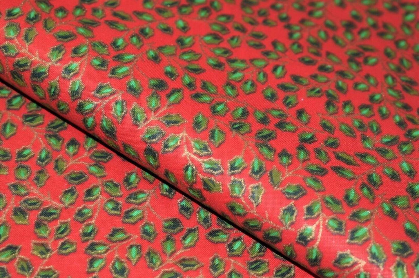 Christmas Holly Tablecloth , Christmas Tablecloth , Napkins Christmas Holly , Festive Christmas Hollies Tablecloth , Tablecloth UK - CushionCoverAndDecor