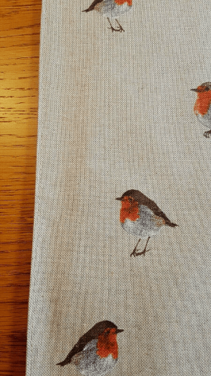 Christmas Robin Festive Table Runner - CushionCoverAndDecor