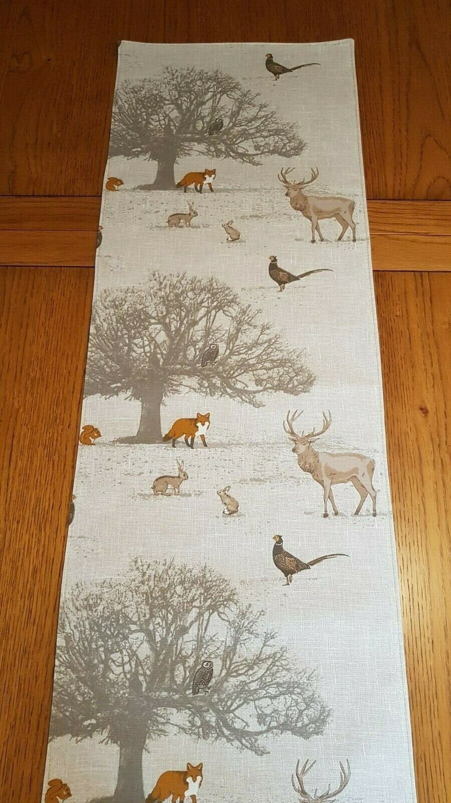 Christmas Table Runner 36" 48" 54" 60" 64" 72" 84" 96" 104" Fryetts Lined Handmade 100% Cotton - CushionCoverAndDecor