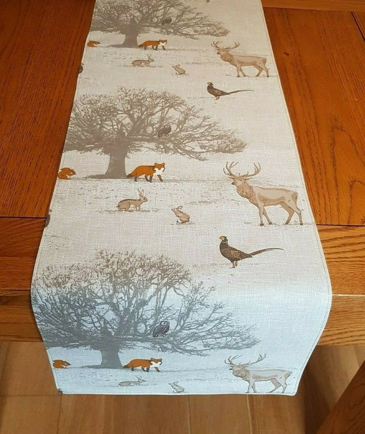 Stags Wildlife Tatton Autumn Christmas Table Runner Napkins