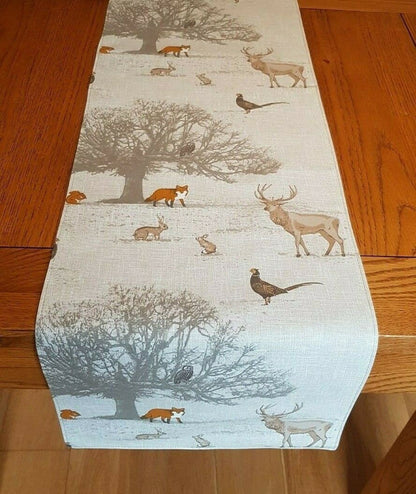 Stags Wildlife Tatton Autumn Christmas Table Runner Napkins