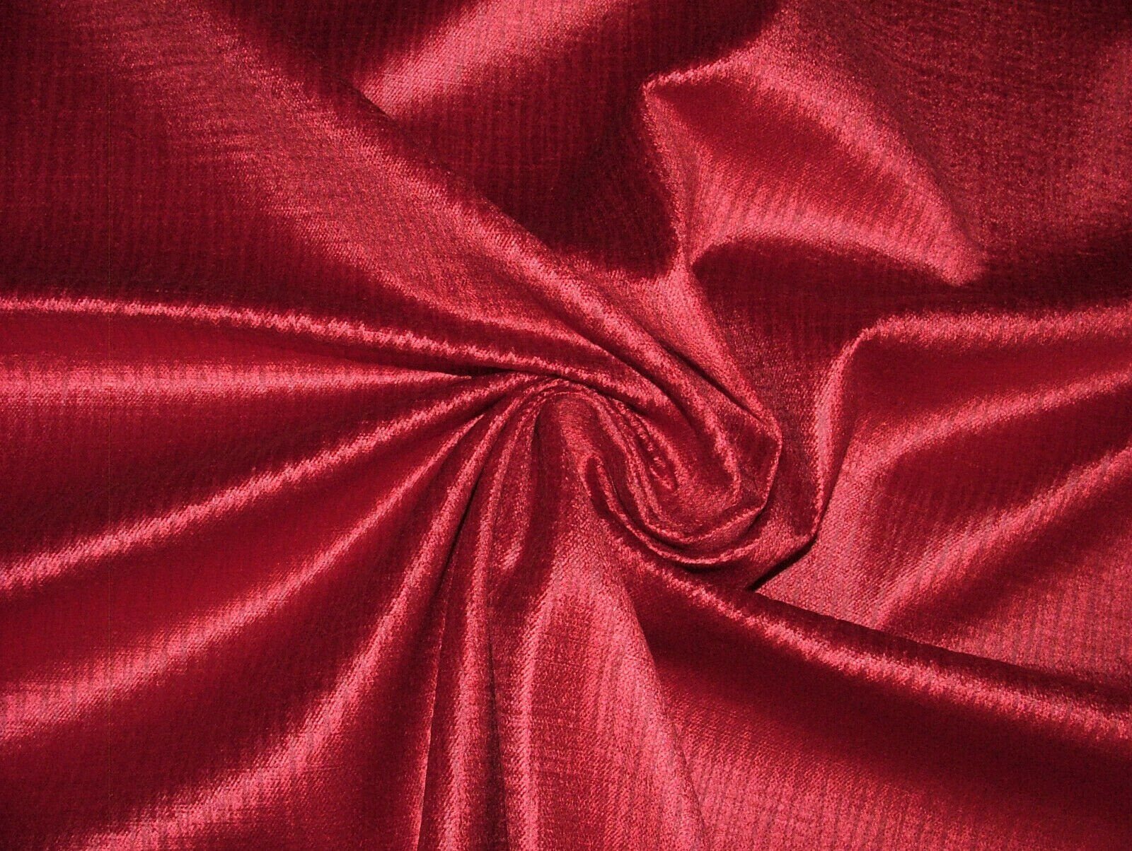 Christmas Tablecloth Red Wine Soft Velvet ILiv Fabric , Table cover , Extra Soft Velvet Which Is Nice And Soft To The Touch - CushionCoverAndDecor