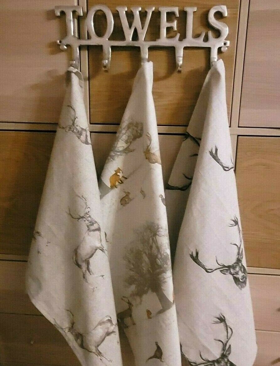 Christmas Tea Towels , Kitchen Towels Stags Head , Stags , Wildlife Design Fryetts 100% Cotton Handmade - CushionCoverAndDecor