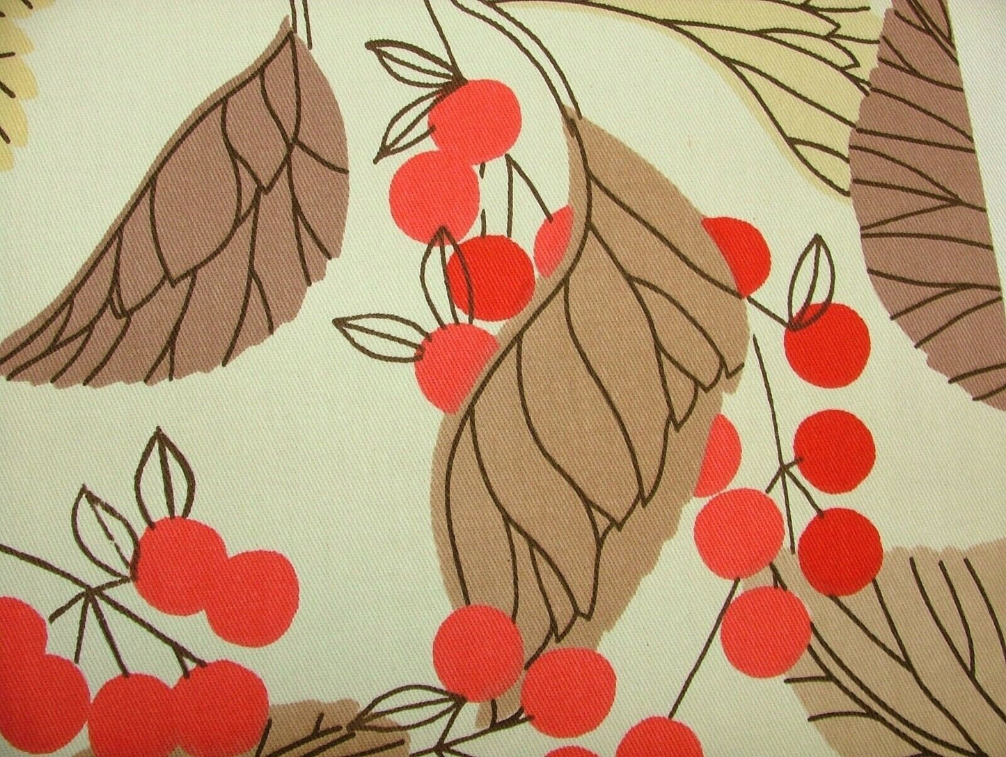 Cushion Cover 10" 12" 14" 16"17" 18" 20" 22" 24" 26" Leaf Berry Red Beige Design Handmade 100% Cotton - CushionCoverAndDecor