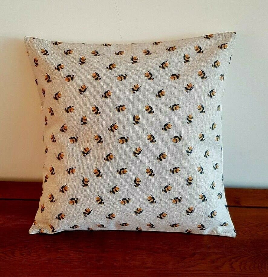 Cushion Cover Beige Yellow Bumblebee Bees Buzzy Bee Linen Cotton Rich Design 10" 12" 14" 16" 17" 18" 20" 22" 24" 26" Handmade - CushionCoverAndDecor