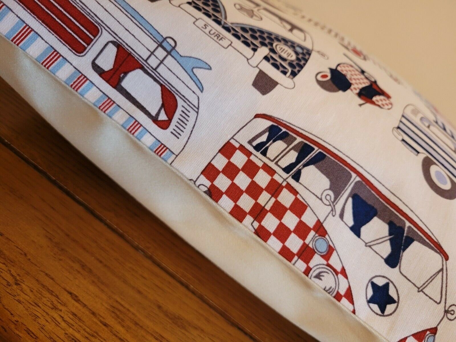 Cushion Cover Red Blue Happy Camper Van Scooters 10" 12" 14" 16" 17" 18" 20" 22" 24" 26" Lifestyle Handmade 100% Cotton - CushionCoverAndDecor