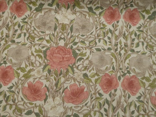 William Morris Ophelia Tablecloth: Floral Cotton Tablecloth (Made in UK)