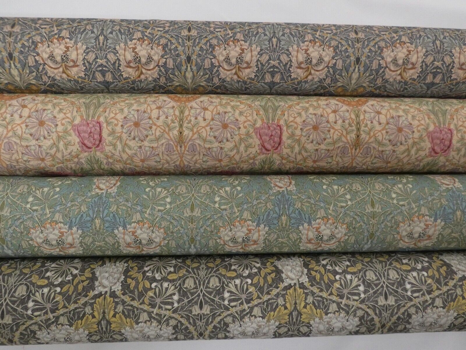 William Morris Honeysuckle Tablecloth , Floral Table cloth , Round Oval Square Rectangle , Napkins , Handmade UK