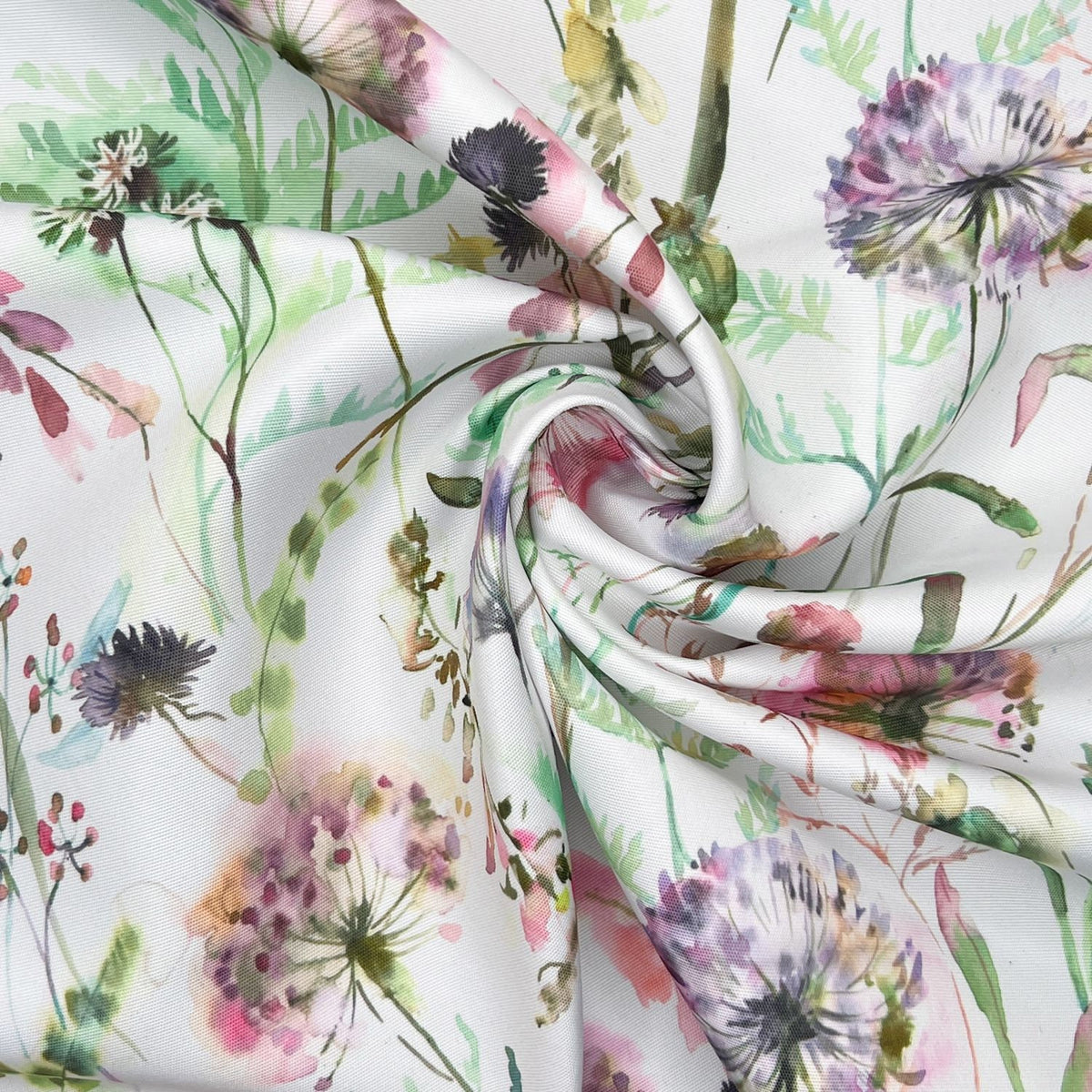 Floral Coated Tablecloth , Montagna Rose Water Resistant Tablecloths , Outdoor Tablecloth , Round Oval Tablecloth , Rectangle Tablecloth