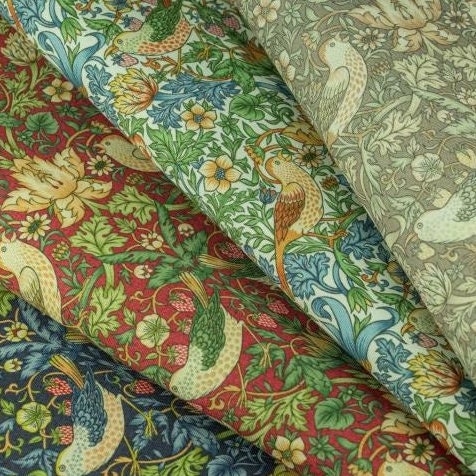 Round William Morris Coated Tablecloth Strawberry Thief , Water Resistant Tablecloths , Outdoor Tablecloth , Round Oval Rectangle Tablecloth