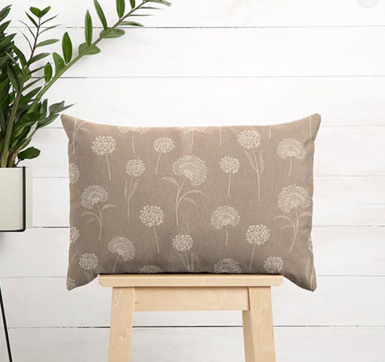 Dandelions Natural Cushion Cover , Floral Pillow cover , Throw Pillow , Scatter Cushions , Cushion Cover UK