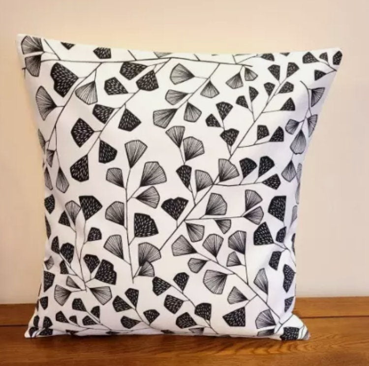MissPrint Fern Carbon Black White Cushion Cover , Scandi Cushion Cover , Throw Pillow , Scatter Cushions , Cushion Cover UK