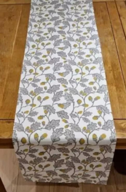 Acorn Trail Table Runner , Acorn Yellow Grey White Table Runner , Table Decoration , Autumn Table Runner , Various Size