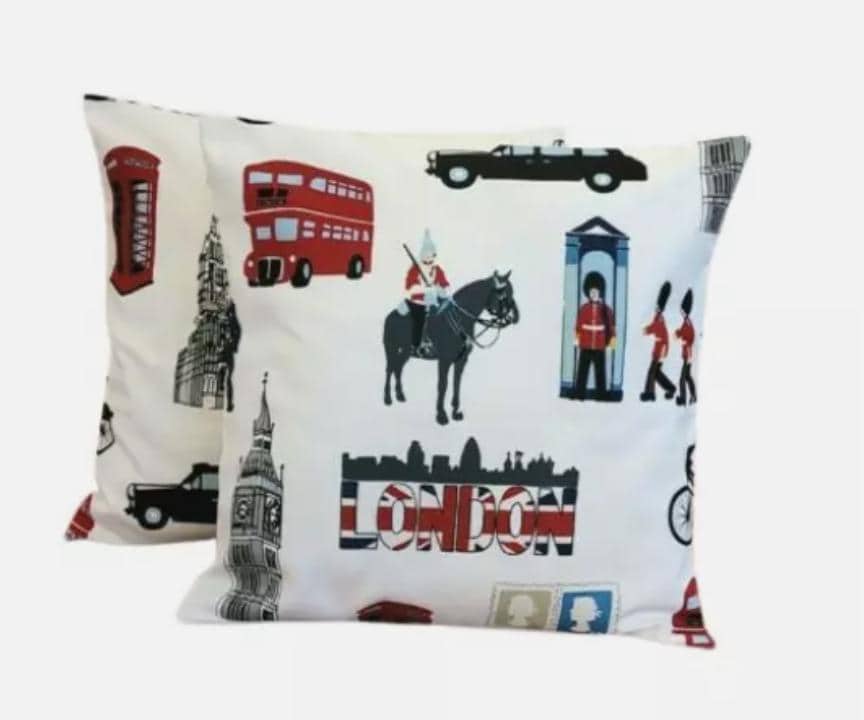 London The Capital Cushion Cover , London Bus Cushion Cover, Guards Cushion Cover , London Gift , Scatter Cushions , Cushion Cover UK