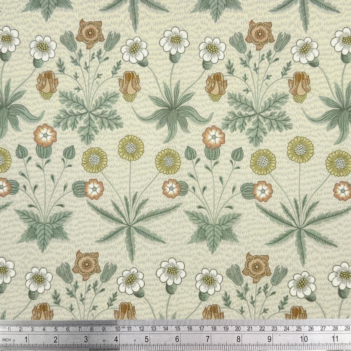 William Morris Coated Tablecloth Daisy Pebble , Outdoor Water Resistant Table Cloth , Round Oval Rectangle , Handmade in UK