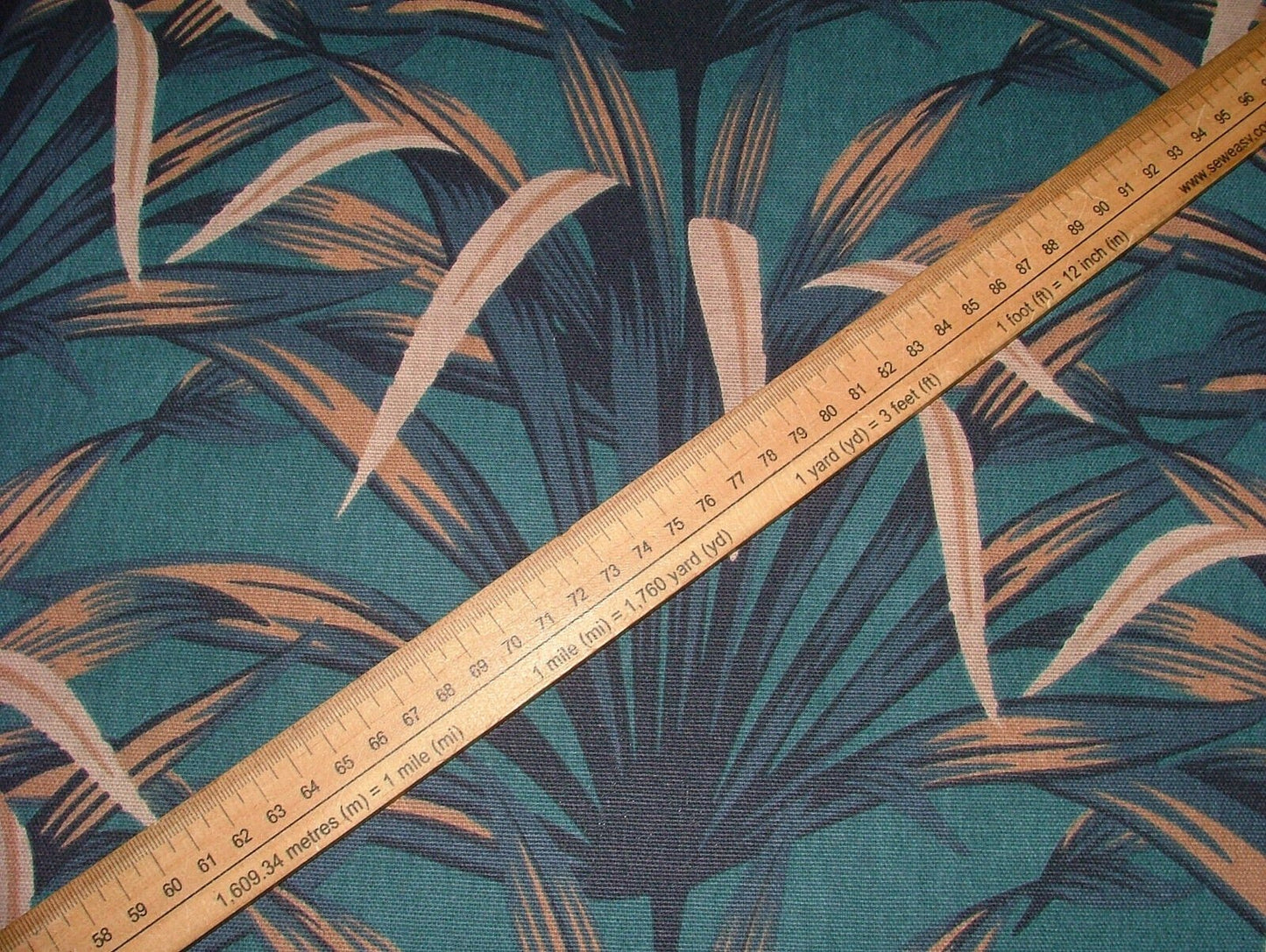 Martinique Tropical Leaf Tablecloth , Leaf Tablecloth UK , 100% Cotton Handmade - CushionCoverAndDecor