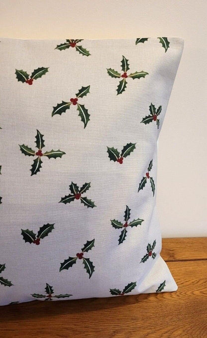 Sophie Allport Holly and Berry Cushion Cover , Green Red Pillow Cover 10" 12" 14" 16" 17" 18" 20" 22" 24" 26" 100% Cotton Handmade - CushionCoverAndDecor