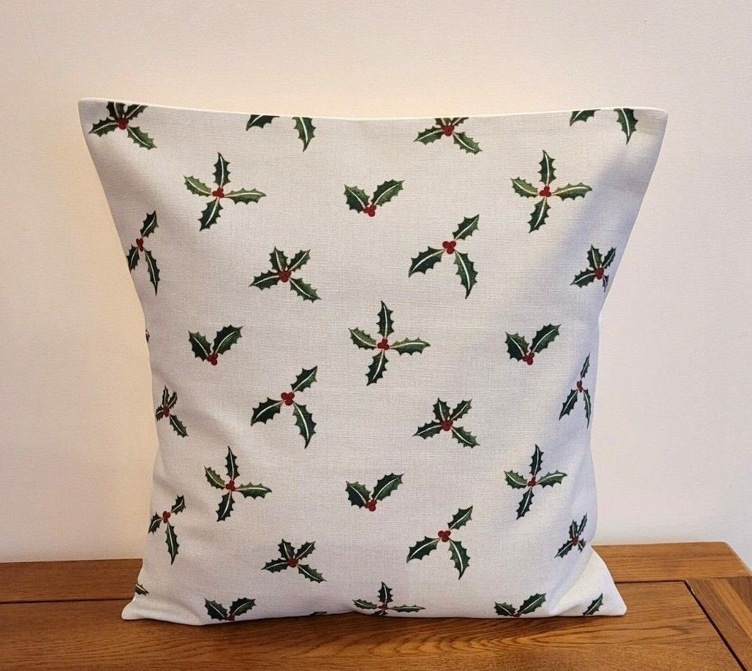 Sophie Allport Holly and Berry Cushion Cover , Green Red Pillow Cover 10" 12" 14" 16" 17" 18" 20" 22" 24" 26" 100% Cotton Handmade - CushionCoverAndDecor