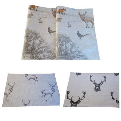 Stags Placemats , Wildlife Placemats , Christmas Fabric Placemats , Christmas Decor 100% Cotton Handmade - CushionCoverAndDecor