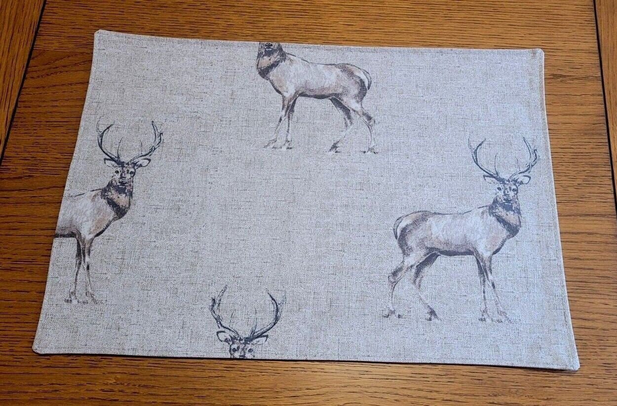 Stags Placemats , Wildlife Placemats , Christmas Fabric Placemats , Christmas Decor 100% Cotton Handmade - CushionCoverAndDecor