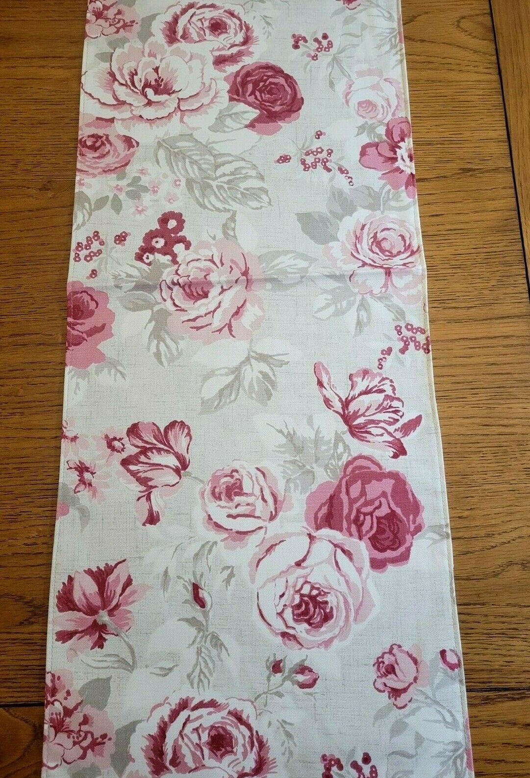 Table Runner Genevieve Raspberry Pink Red Beige Floral Design 36" 48" 54" 60" 64" 72" 84" 96" 104" Clarke & Clarke 100% Cotton Handmade - CushionCoverAndDecor