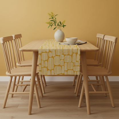 Tischläufer „Little Trees“ von MissPrint, gelbockerfarben, Größen: 36", 48", 54", 60", 64", 72", 84", 96", 104", handgefertigt aus 100 % Baumwolle