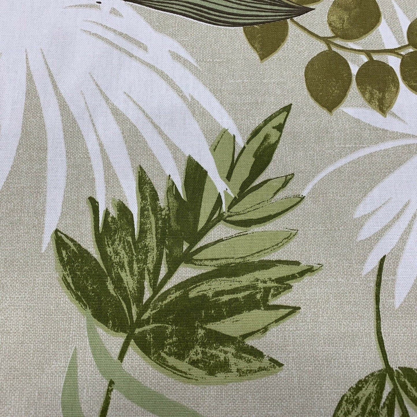 Tablecloth , Napkins Green Leaves Amazon Pampas Design , Tablecloth UK , - CushionCoverAndDecor