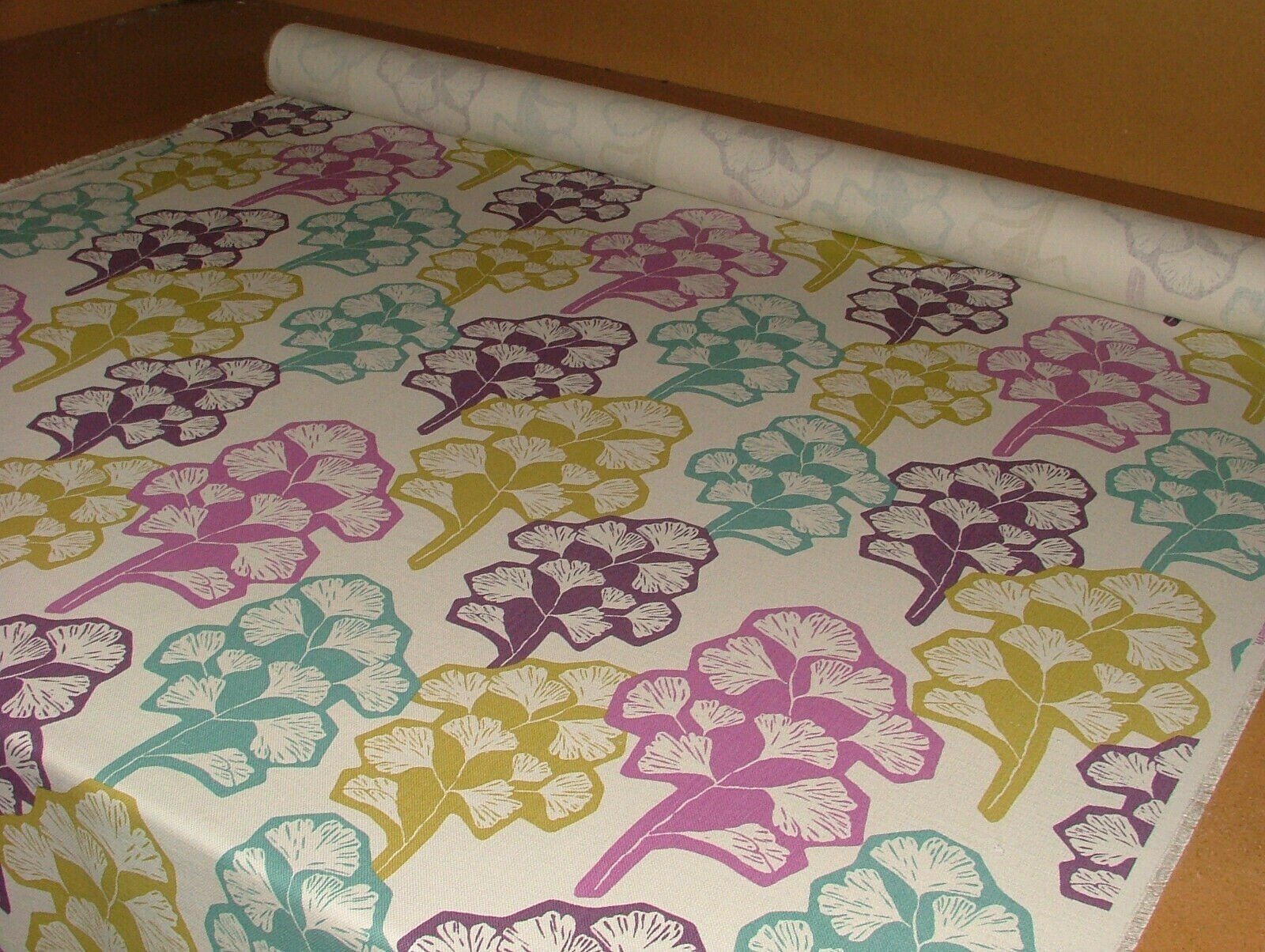 Tablecloth Romo Mariken Berry Floral Linen Cotton Fabric Design , Tablecloth UK - CushionCoverAndDecor