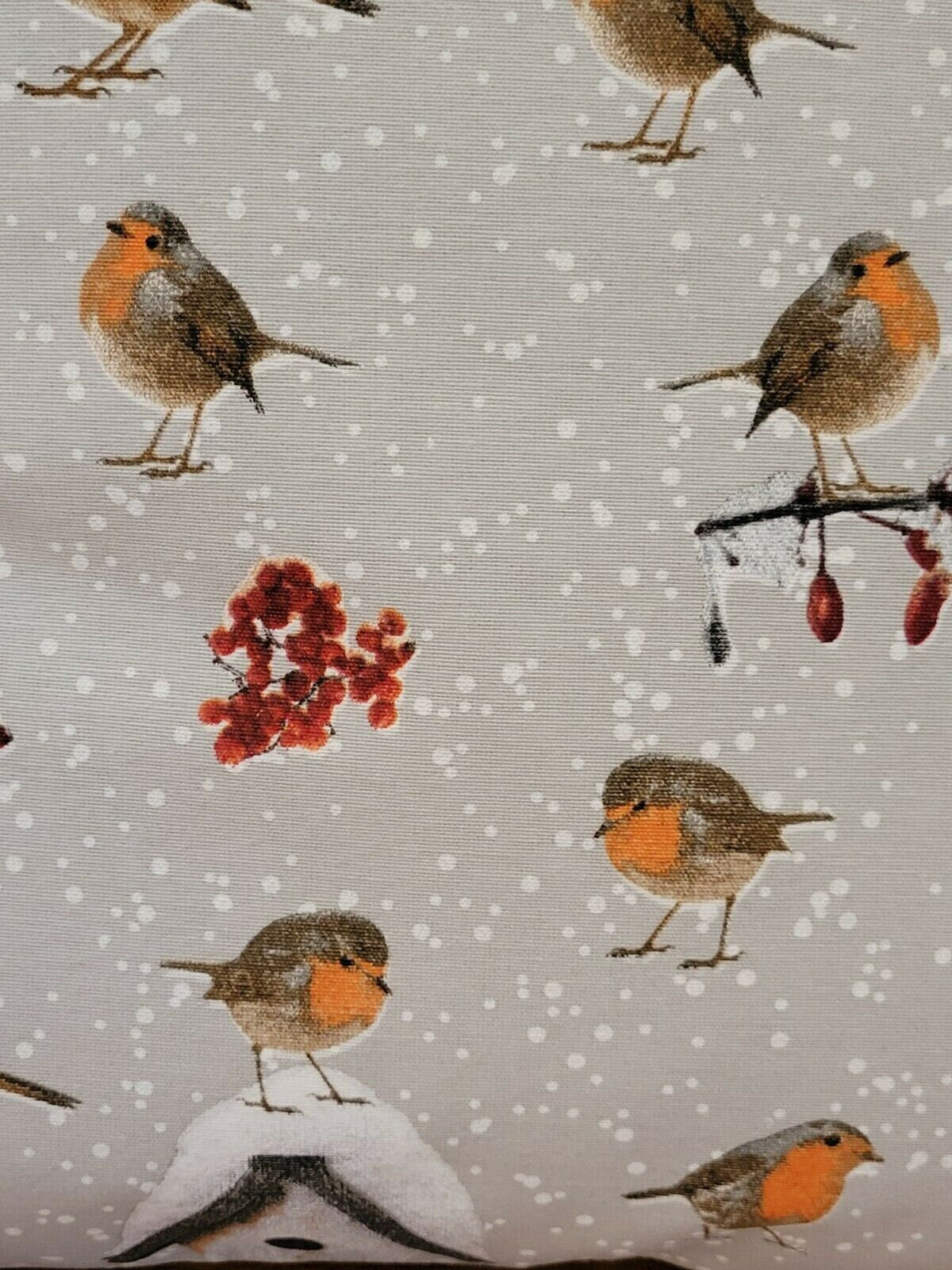 Winter Robin Christmas Cushion Cover - CushionCoverAndDecor