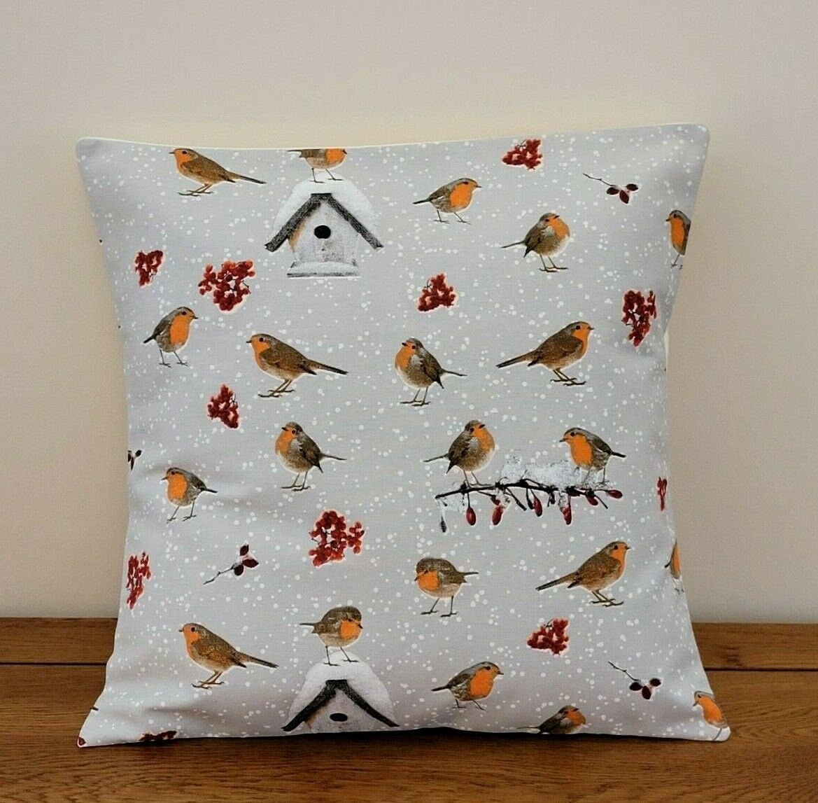 Winter Robin Christmas Cushion Cover - CushionCoverAndDecor